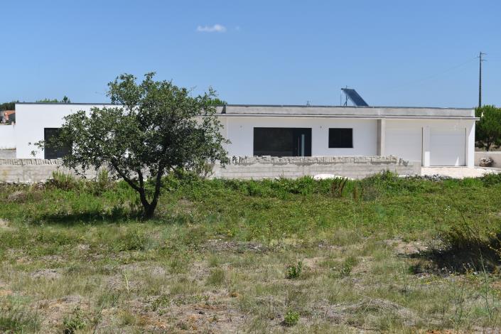 Image No.14-3 Bed House for sale