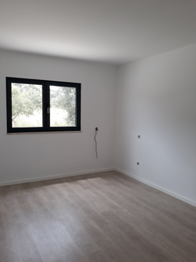 Image No.20-3 Bed House for sale