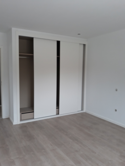 Image No.26-3 Bed House for sale