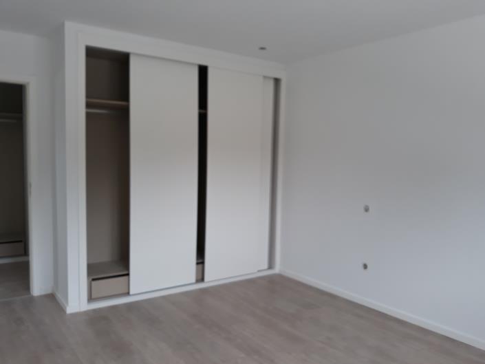 Image No.27-3 Bed House for sale