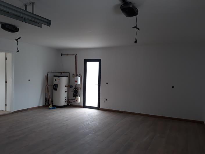 Image No.28-3 Bed House for sale