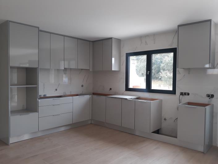 Image No.16-3 Bed House for sale