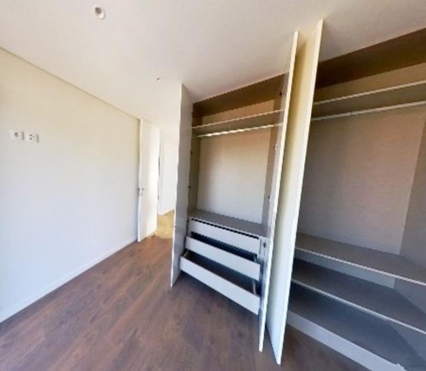 Image No.15-3 Bed House for sale