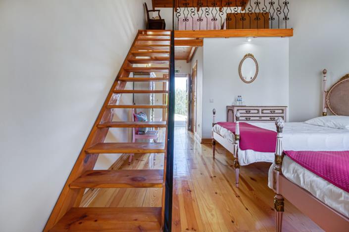 Image No.14-11 Bed Villa for sale