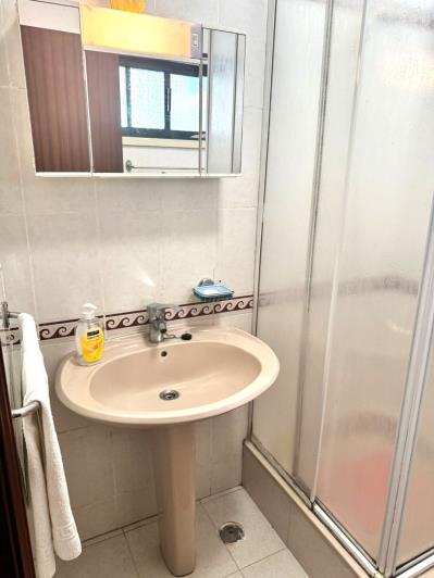 Image No.12-3 Bed House for sale