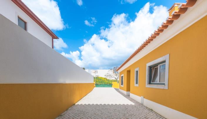 Image No.9-4 Bed House for sale