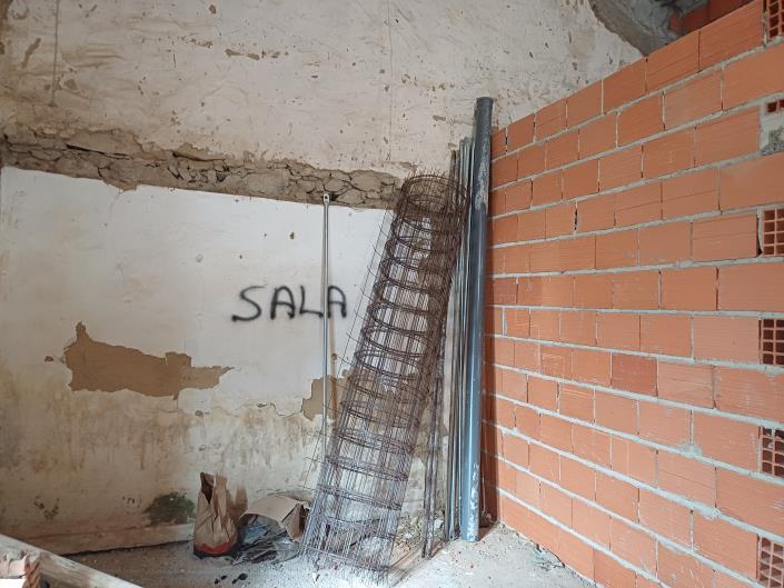 Image No.10-2 Bed House for sale