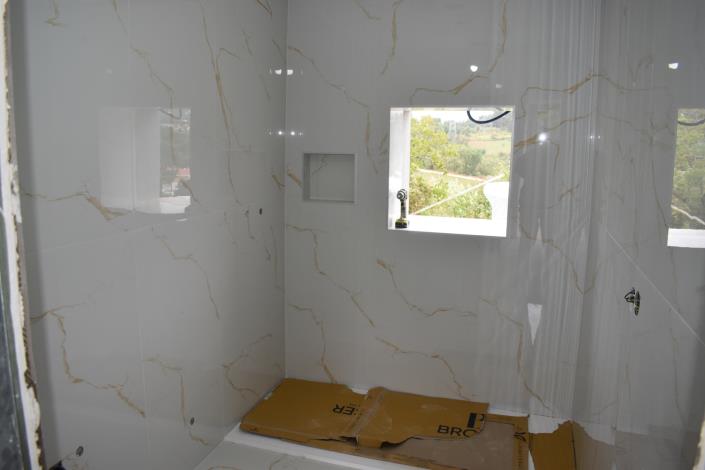 Image No.9-2 Bed House for sale