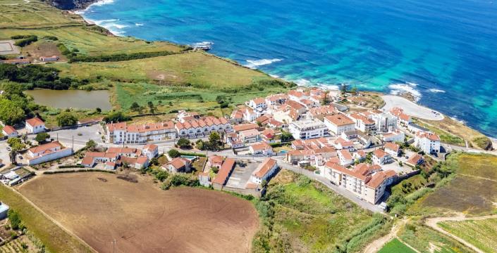 Image No.1-4 Bed House for sale