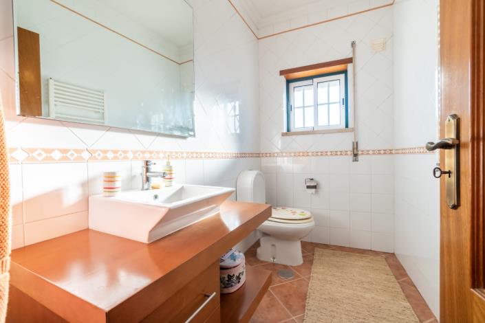 Image No.11-4 Bed House for sale