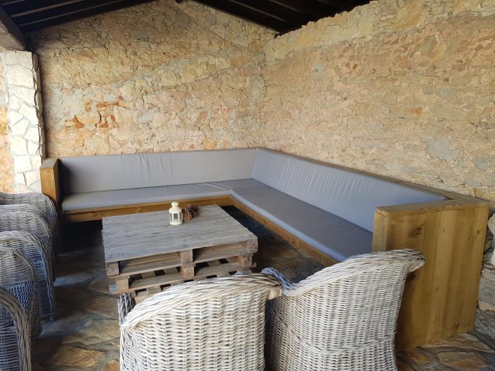 Image No.10-4 Bed Farmhouse for sale