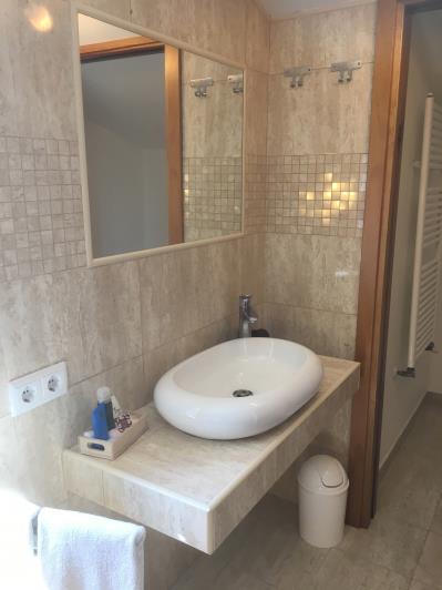 Image No.19-4 Bed Farmhouse for sale