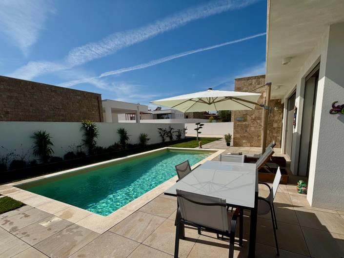 Image No.21-4 Bed Villa for sale