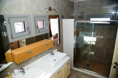 Lagada-1-538--5-