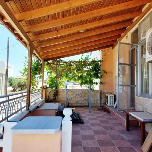 Image No.1-2 Bed House for sale