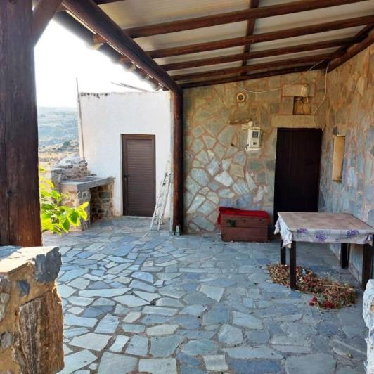 Image No.1-2 Bed House for sale