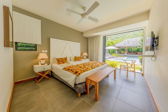 Image No.9-4 Bed Villa for sale