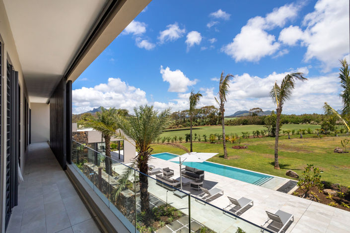 Image No.2-5 Bed Villa for sale