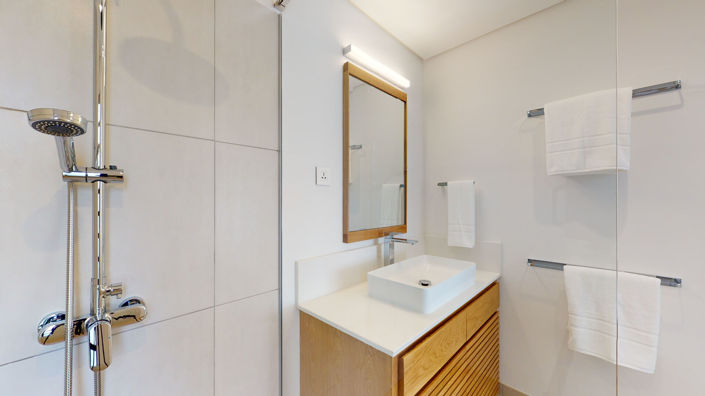 Image No.12-3 Bed Property for sale