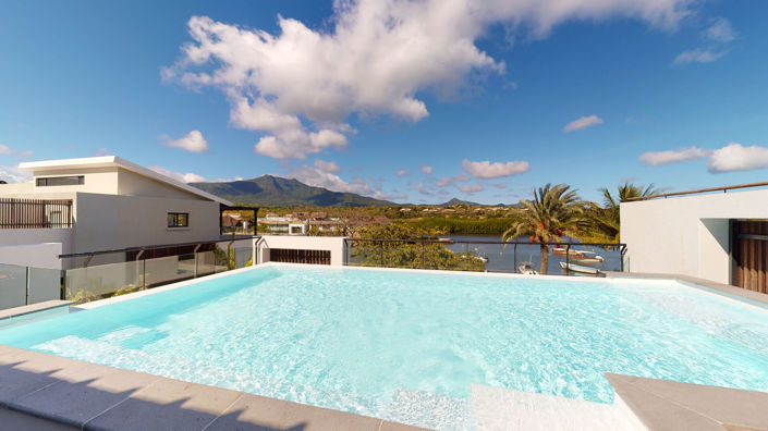 Image No.16-4 Bed Property for sale