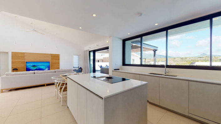 Image No.6-4 Bed Property for sale