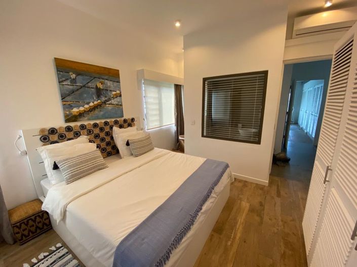 Image No.9-4 Bed Property for sale