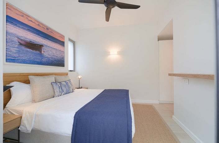 Image No.24-3 Bed Property for sale