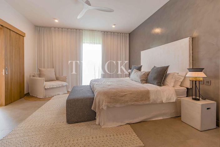 Image No.7-4 Bed Villa for sale