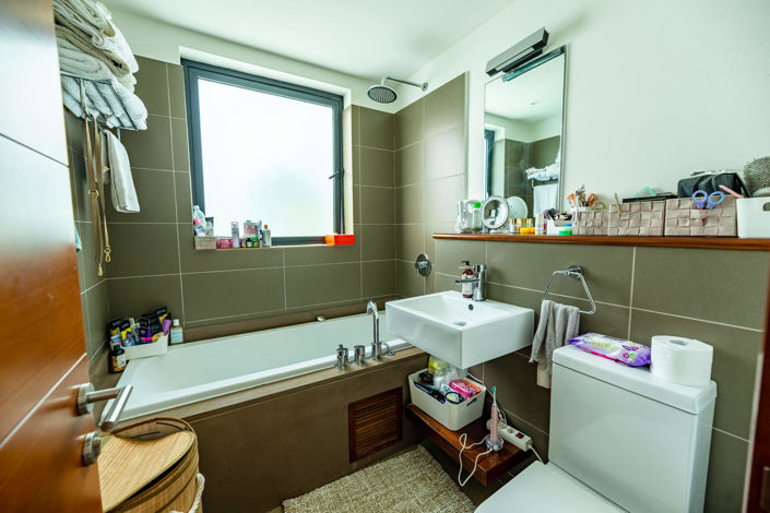 Image No.18-3 Bed Property for sale