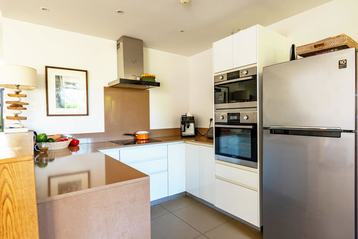 Image No.5-3 Bed Property for sale
