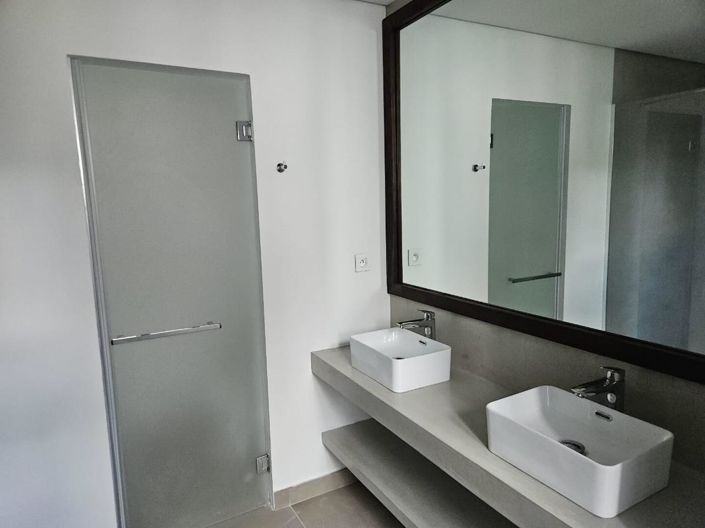 Image No.8-3 Bed Villa for sale