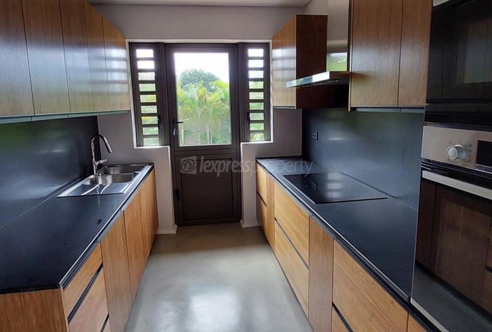 Image No.15-4 Bed Villa for sale