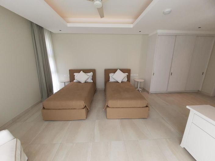 Image No.12-4 Bed Villa for sale