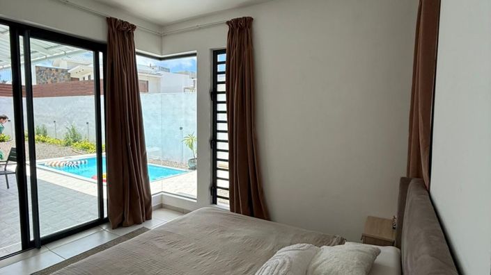 Image No.18-3 Bed Villa for sale
