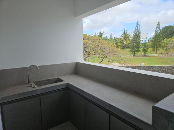 Image No.3-3 Bed Property for sale