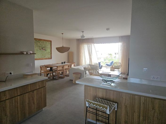 Image No.5-3 Bed Property for sale