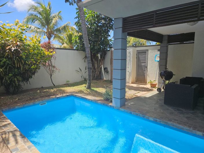 Image No.2-4 Bed Villa for sale