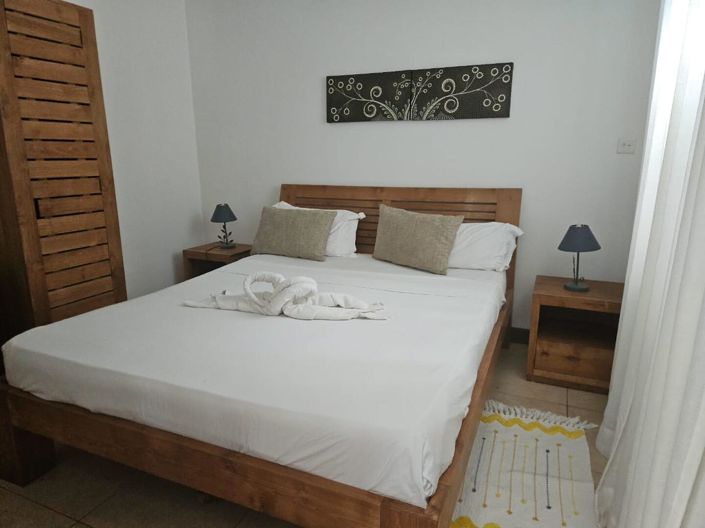Image No.8-4 Bed Villa for sale