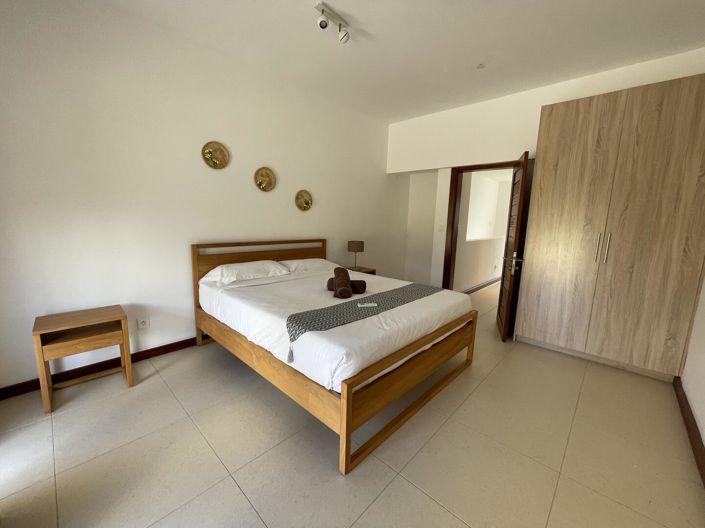 Image No.11-3 Bed Property for sale