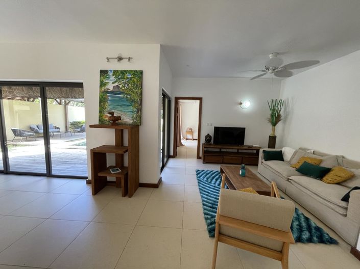 Image No.3-3 Bed Property for sale