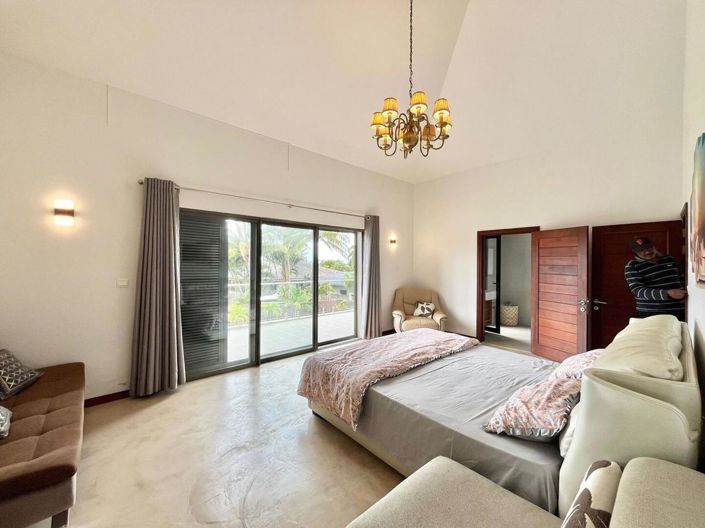 Image No.12-4 Bed Villa for sale