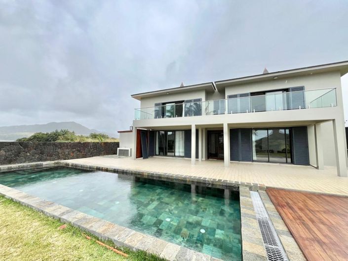 Image No.4-4 Bed Villa for sale
