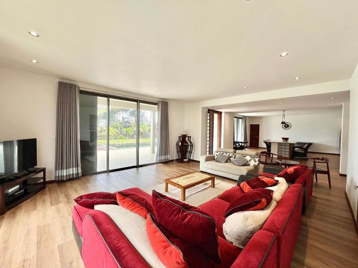 Image No.8-4 Bed Villa for sale