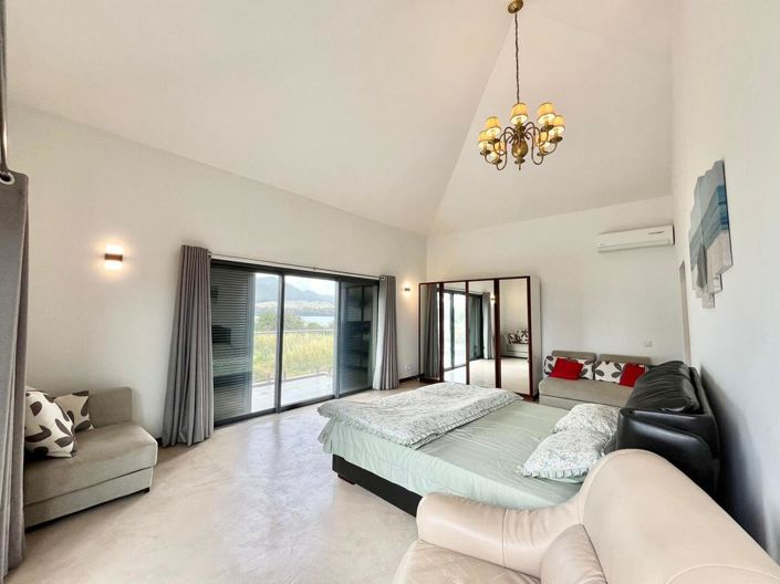 Image No.9-4 Bed Villa for sale