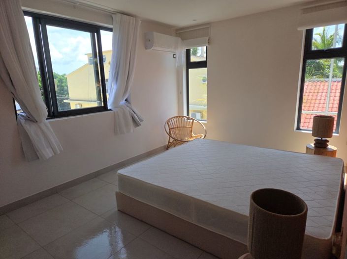 Image No.9-2 Bed Property for sale