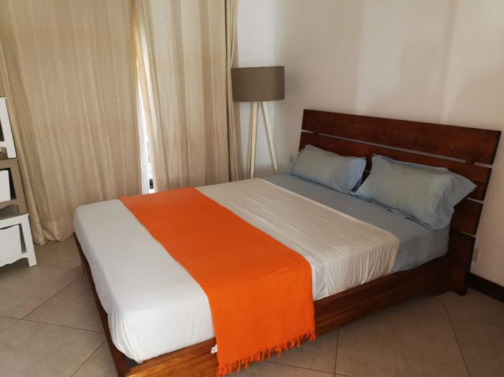 Image No.19-3 Bed Villa for sale