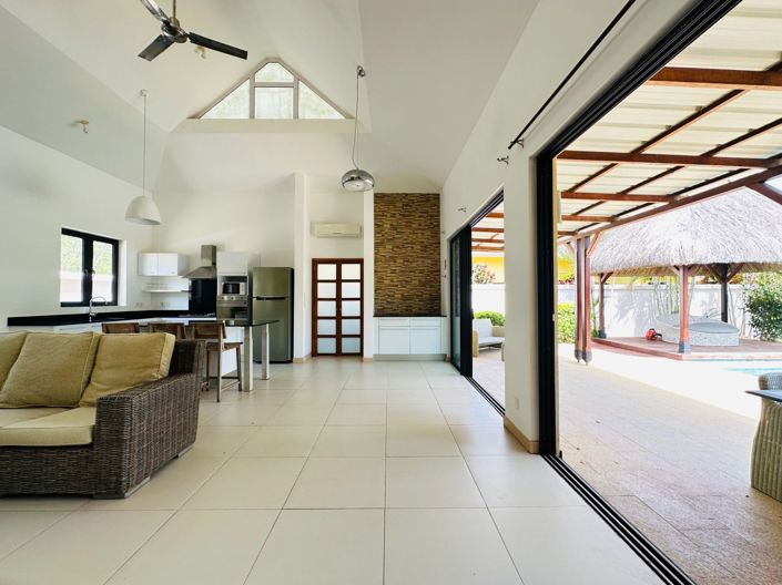 Image No.14-4 Bed Villa for sale