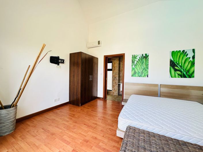 Image No.24-4 Bed Villa for sale
