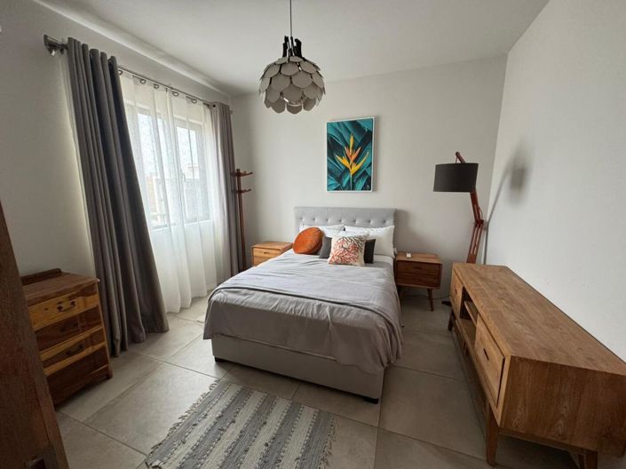 Image No.22-3 Bed Property for sale
