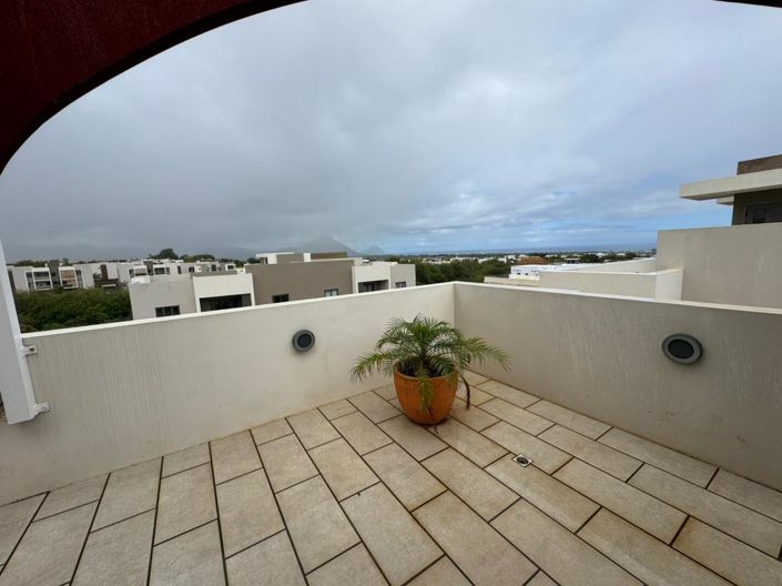 Image No.5-3 Bed Property for sale